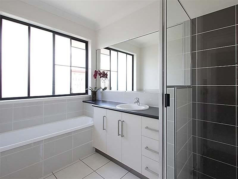 17 Stone Drive, Shoal Point QLD 4750