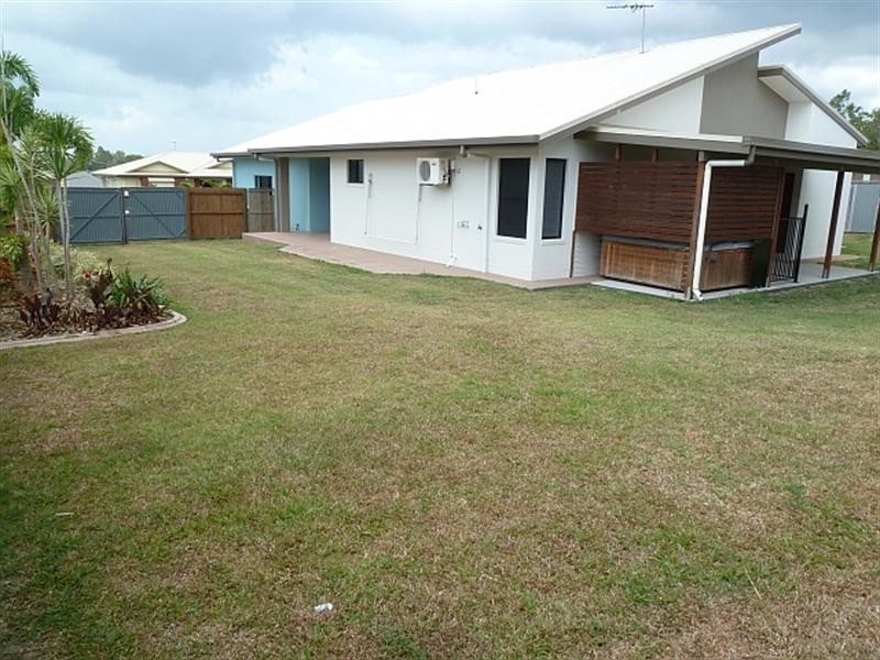8 St Rita Court, Walkerston QLD 4751
