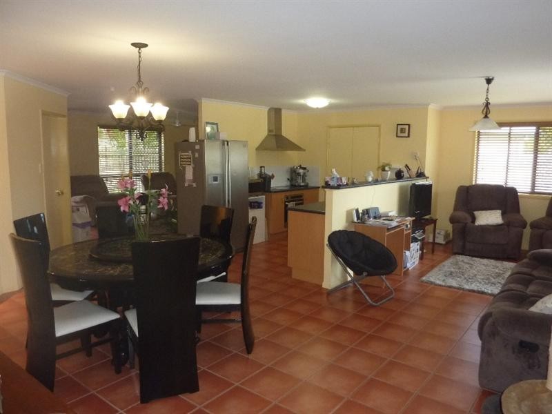 18 Diane Court, Mount Pleasant QLD 4740