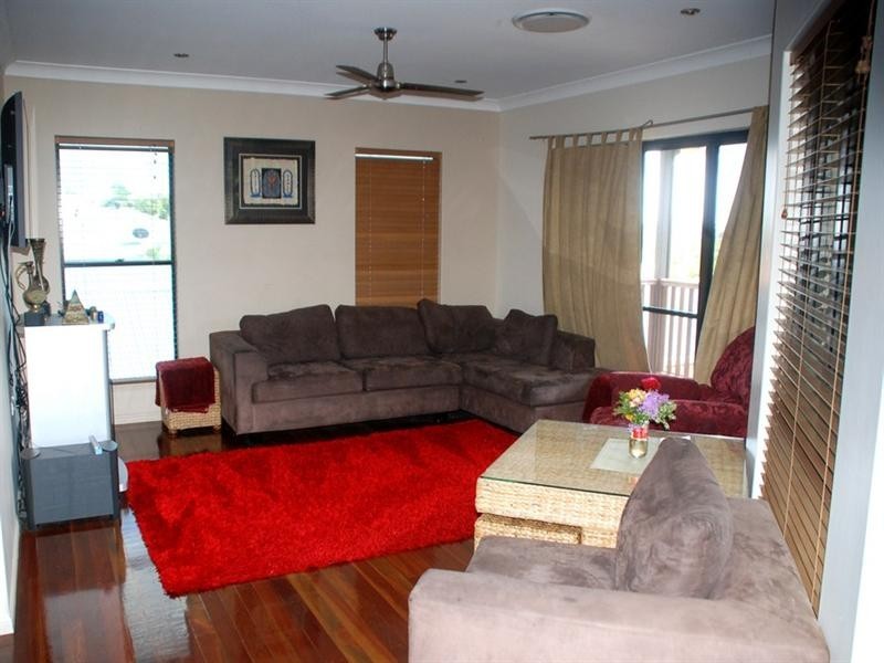 26 Adair Court, Rural View QLD 4740