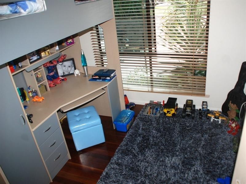 26 Adair Court, Rural View QLD 4740