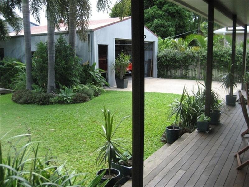 5 Ferguson Street, West Mackay QLD 4740