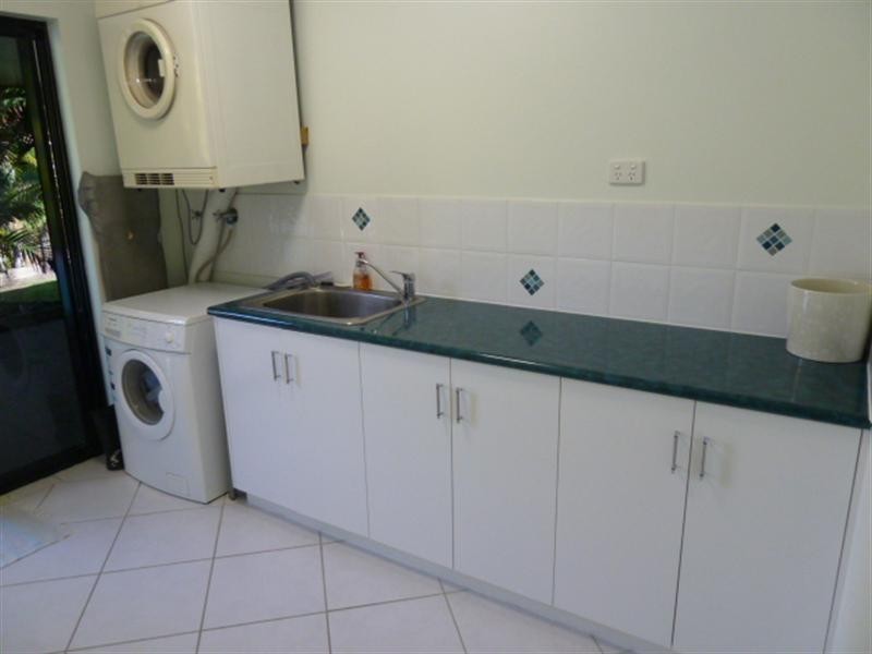 14 Romaine Court, Glenella QLD 4740