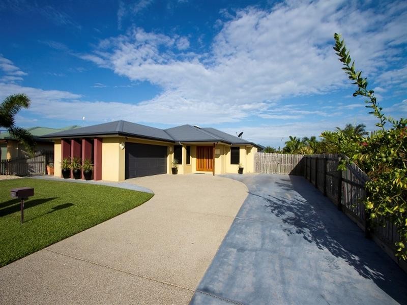 38 Companion Way, Shoal Point QLD 4750