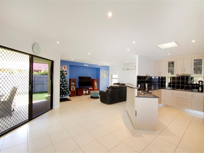 38 Companion Way, Shoal Point QLD 4750