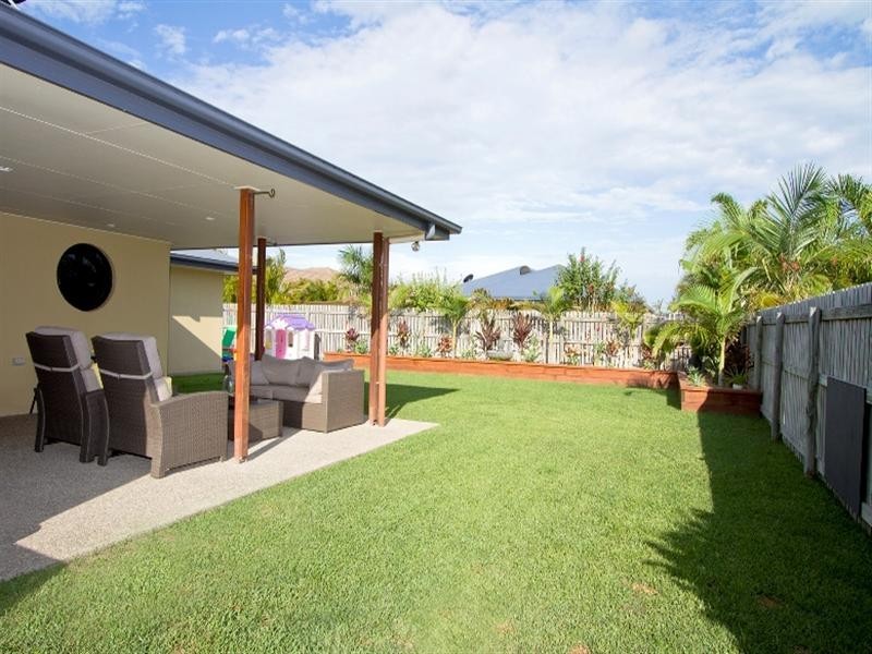 38 Companion Way, Shoal Point QLD 4750