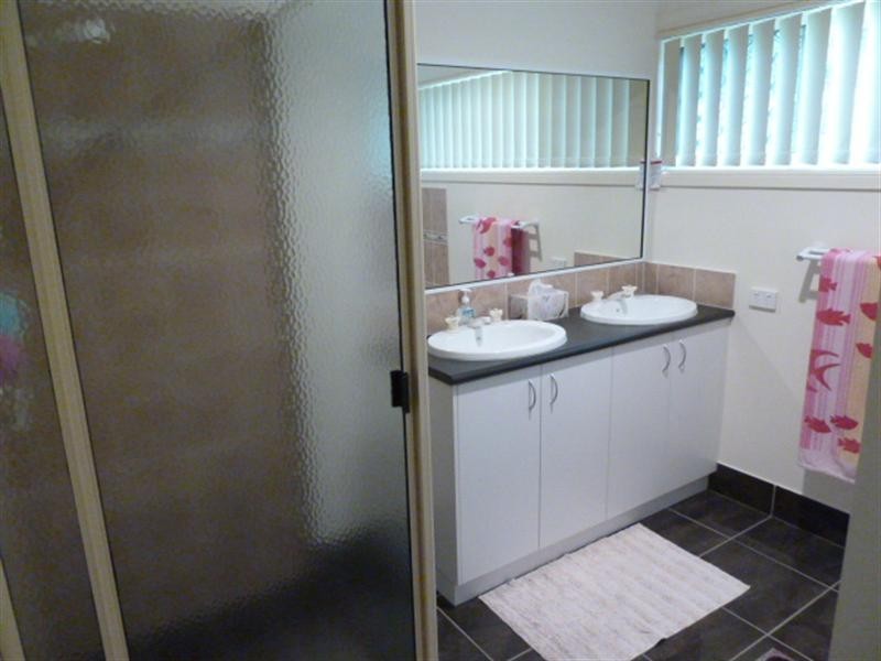 28 McCormack Street, Rural View QLD 4740