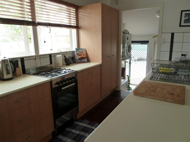 18 Edmond Street, West Mackay QLD 4740