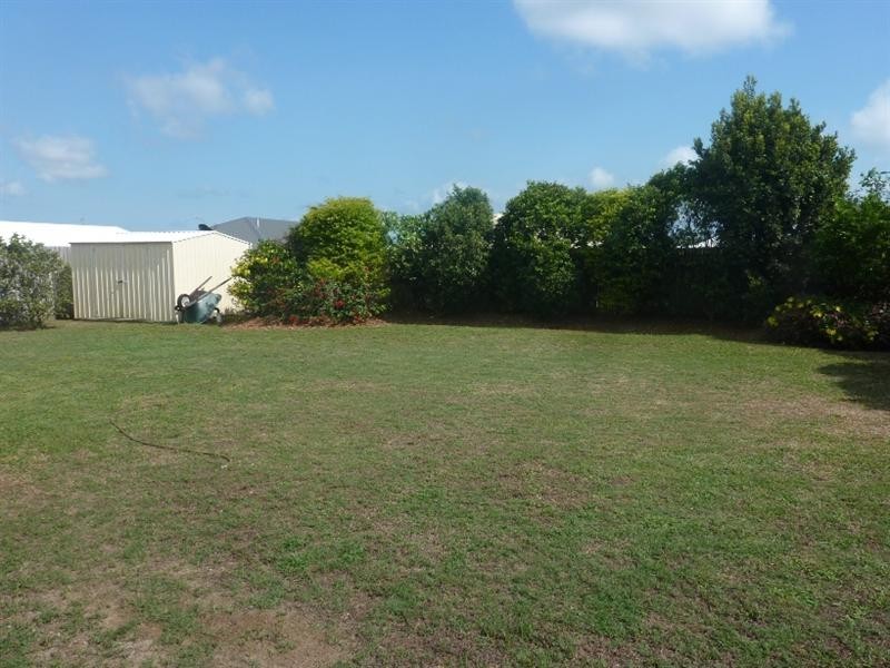 52 Spinnaker Way, Bucasia QLD 4750