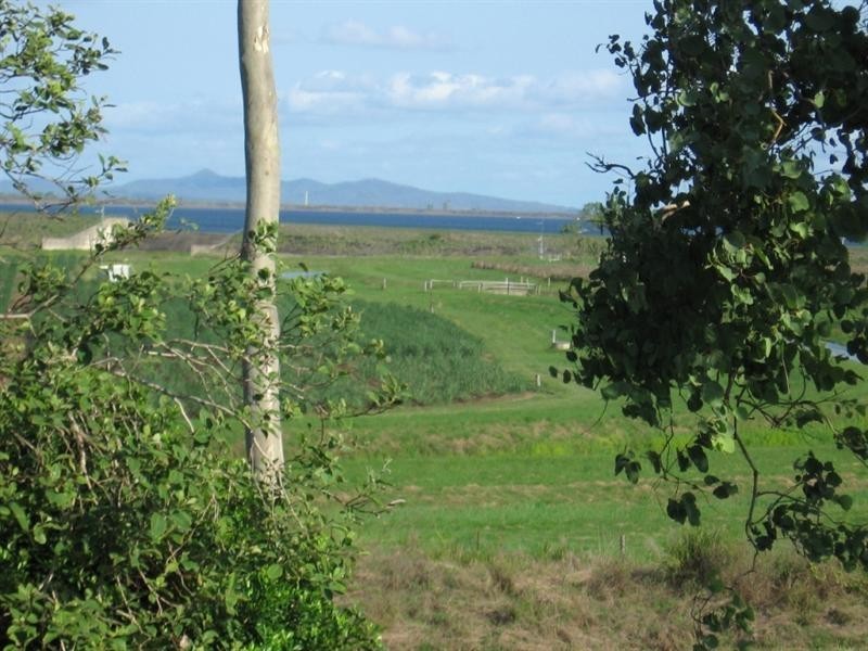 328 Leichhardt Road, Mirani QLD 4754