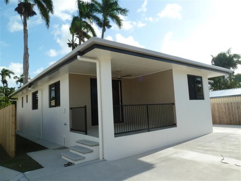 Unit 4, 21 McColl Street, Walkerston QLD 4751