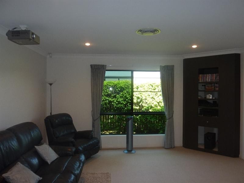 58 Gingham Street, Glenella QLD 4740