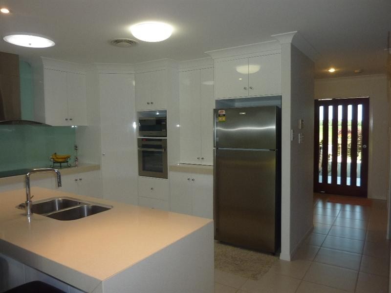 58 Gingham Street, Glenella QLD 4740