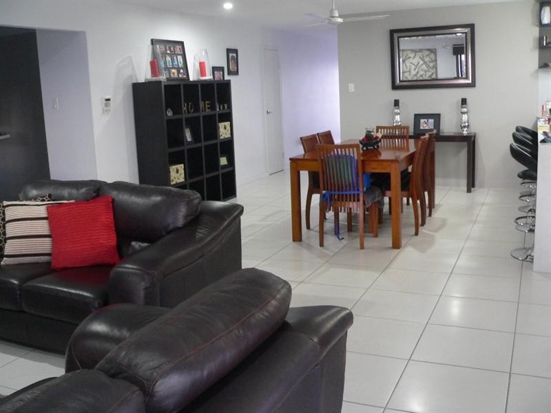 20 Botanical Drive, Ooralea QLD 4740