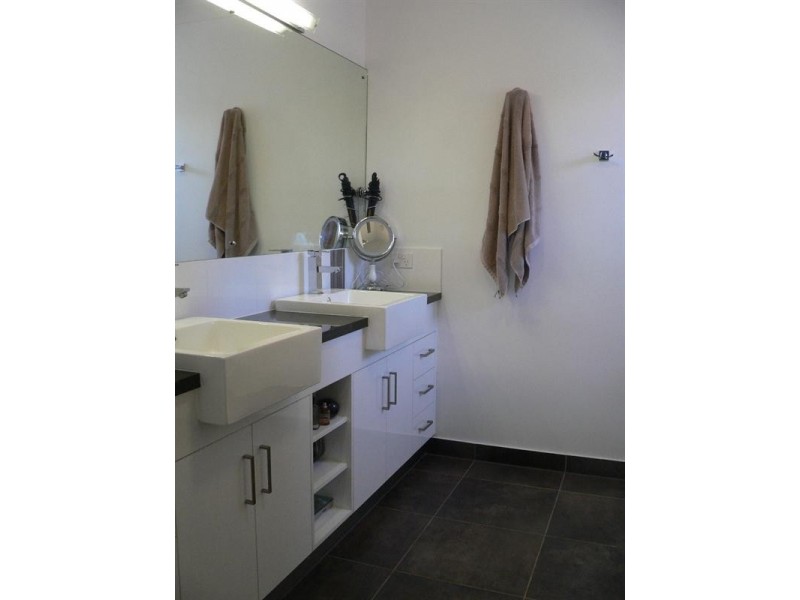 20 Botanical Drive, Ooralea QLD 4740