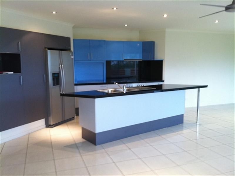 2/19 East Point Drive, Mackay Harbour QLD 4740