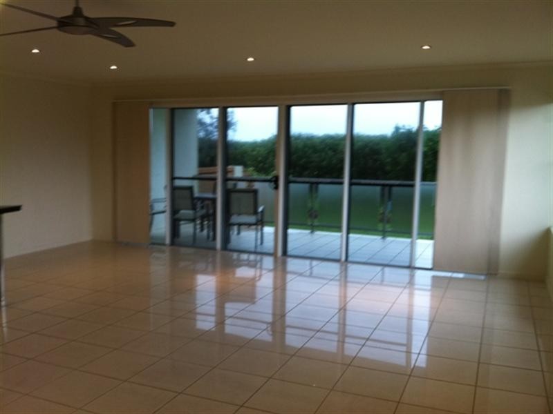 2/19 East Point Drive, Mackay Harbour QLD 4740