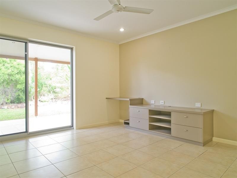 37 Shuttlewood Drive, Rural View QLD 4740