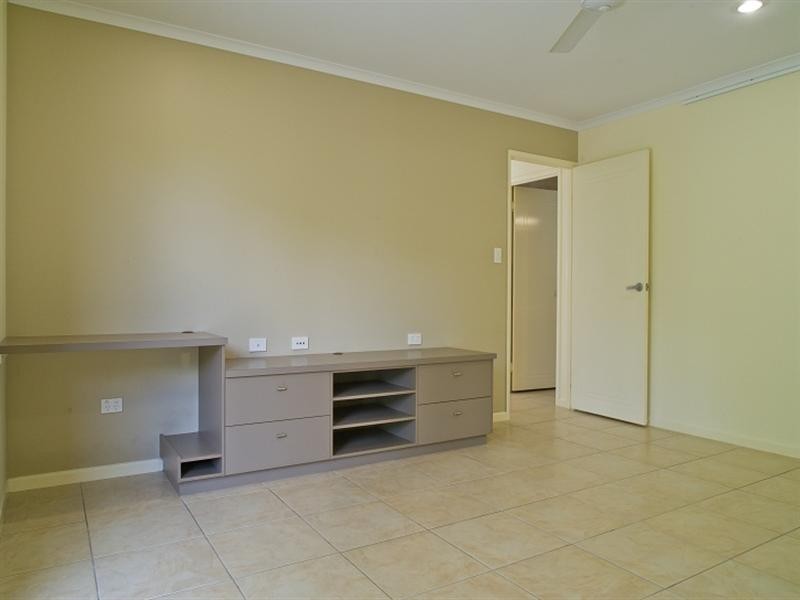 37 Shuttlewood Drive, Rural View QLD 4740