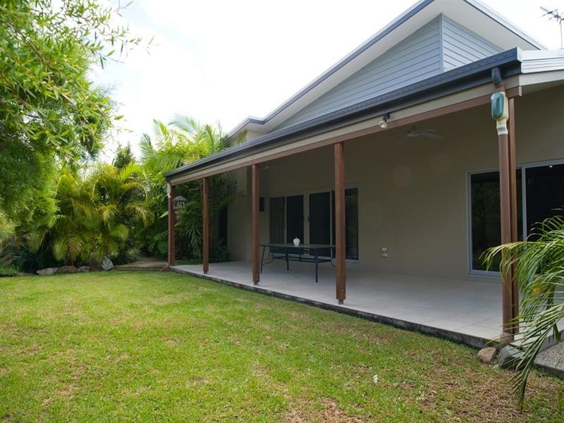 37 Shuttlewood Drive, Rural View QLD 4740