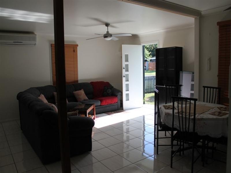 8 Cavanagh Drive, Blacks Beach QLD 4740