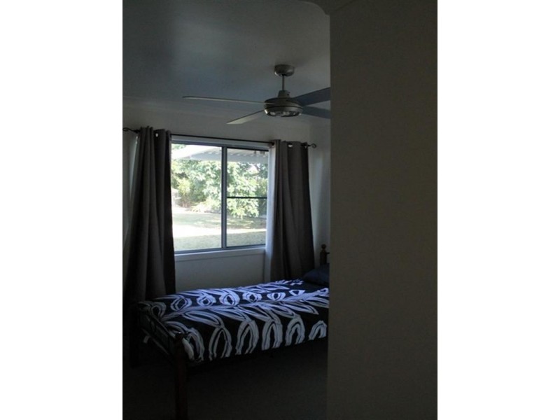 8 Cavanagh Drive, Blacks Beach QLD 4740