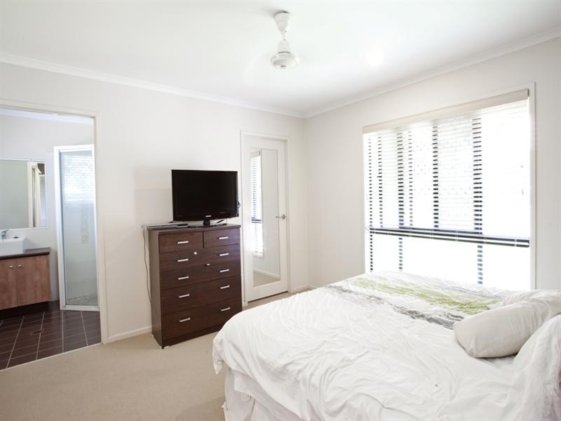 93 Wheeler Drive, Glenella QLD 4740