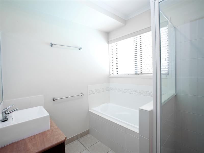 93 Wheeler Drive, Glenella QLD 4740