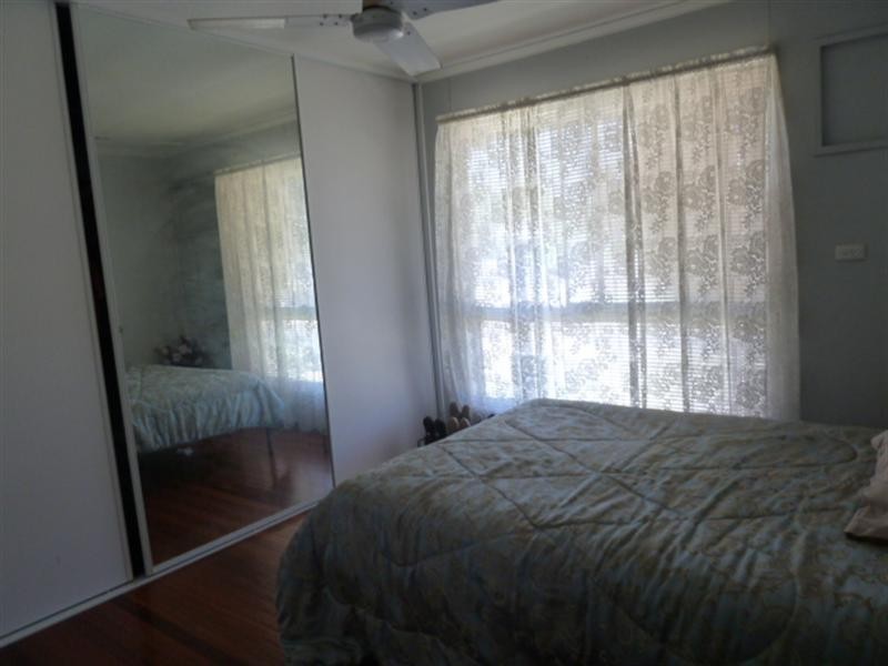 5 Laver Street, Moranbah QLD 4744