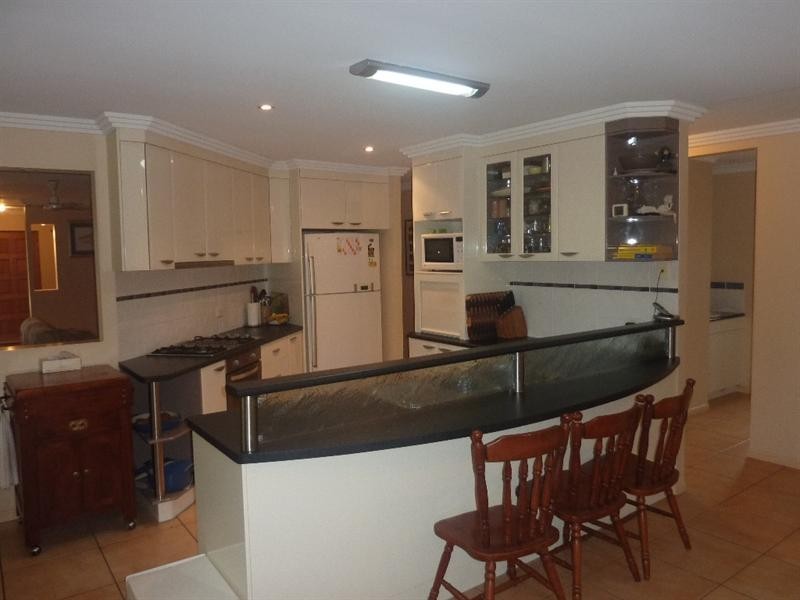 10 Garraway Street, West Mackay QLD 4740