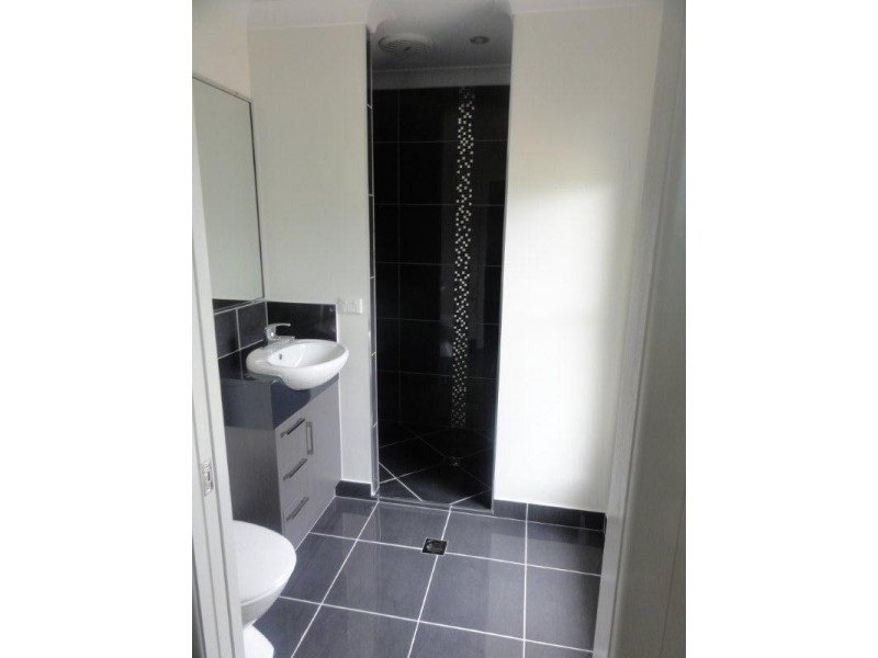 16 Elizabeth Street, Mirani QLD 4754