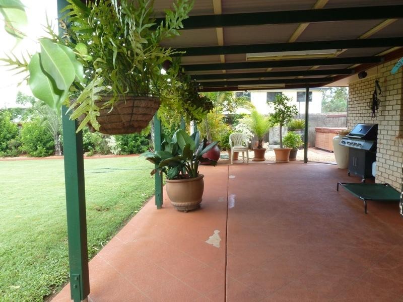 22 Mills Avenue, Moranbah QLD 4744