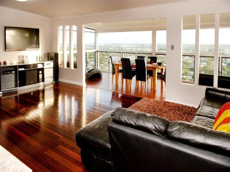 30 Pollock Street, North Mackay QLD 4740