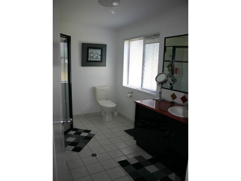 36 Bridge Road, East Mackay QLD 4740