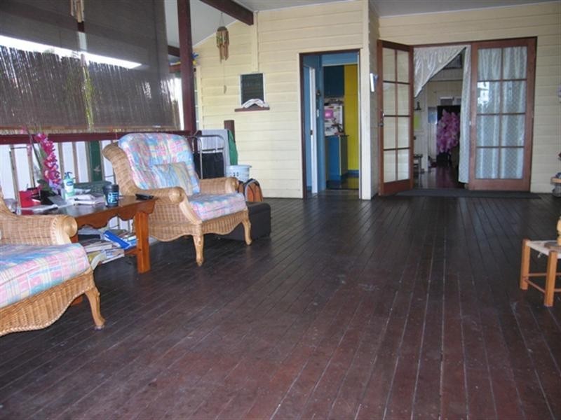 15 Sneyd Street, West Mackay QLD 4740