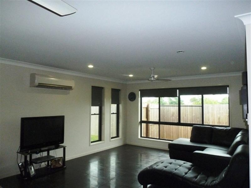 21 Firefly Crescent, Ooralea QLD 4740