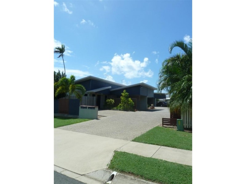 4/36 Slater Avenue, Blacks Beach QLD 4740