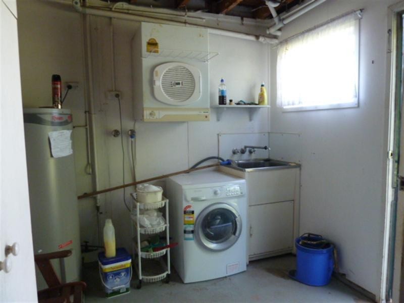 14 McCool Street, Moranbah QLD 4744