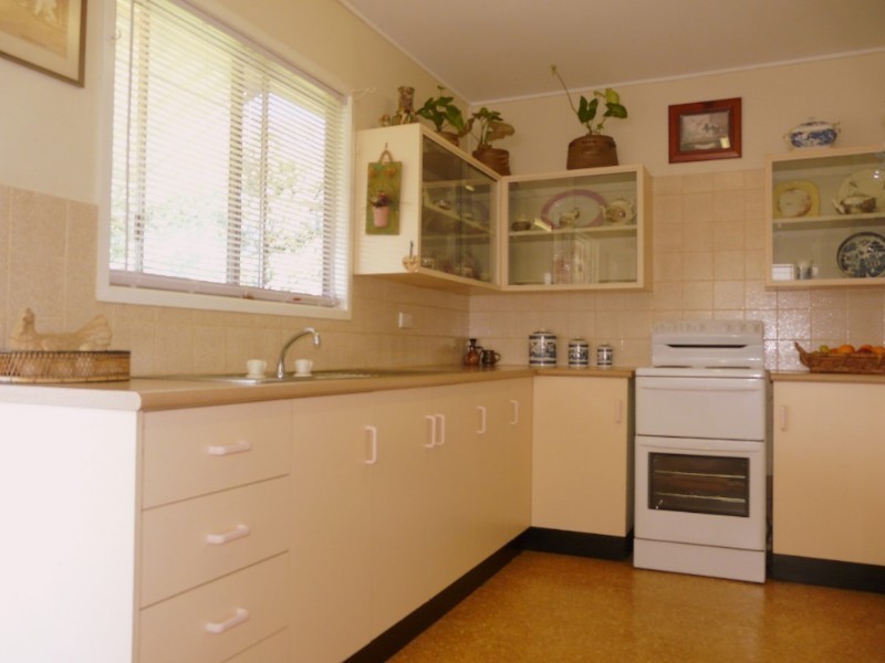 9 Floods Drive, Farleigh QLD 4741