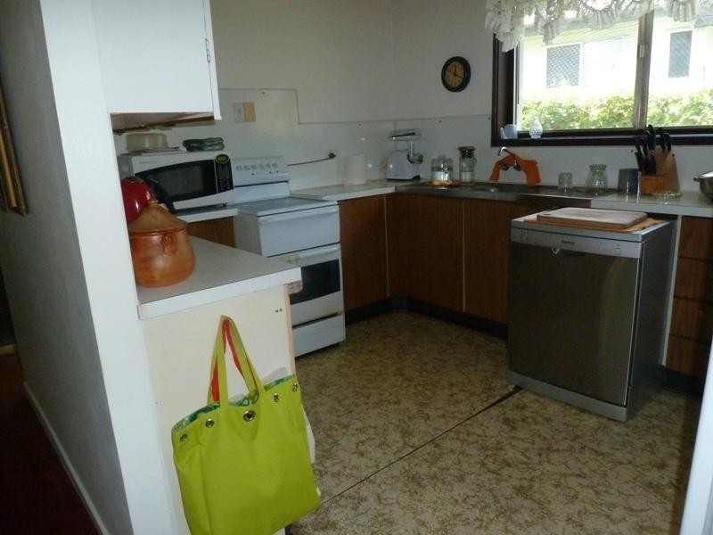 18 Patterson Street, Dysart QLD 4745