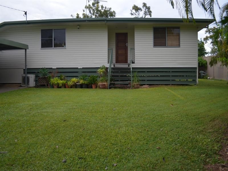 1 Flinders Drive, Moranbah QLD 4744