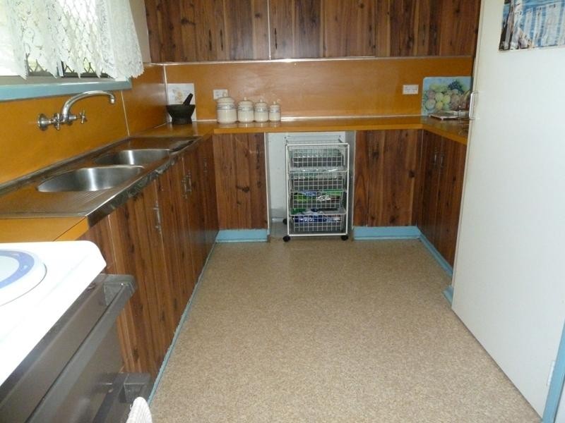 102 McCool Street, Moranbah QLD 4744