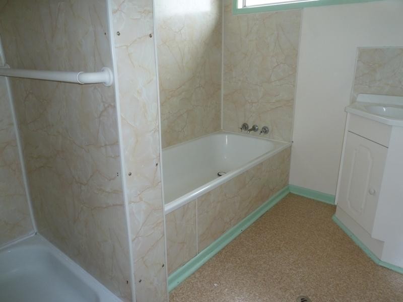 102 McCool Street, Moranbah QLD 4744