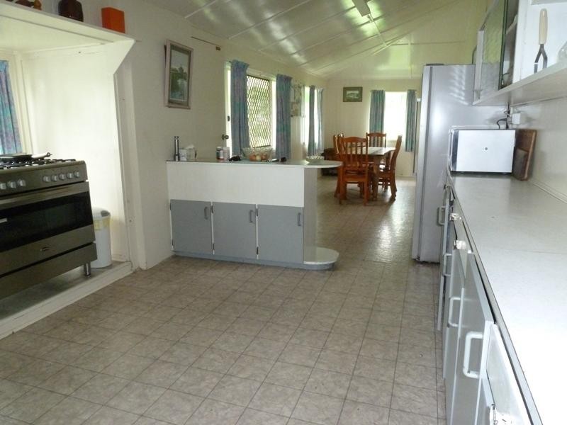 48 Venton Road, Sarina QLD 4737
