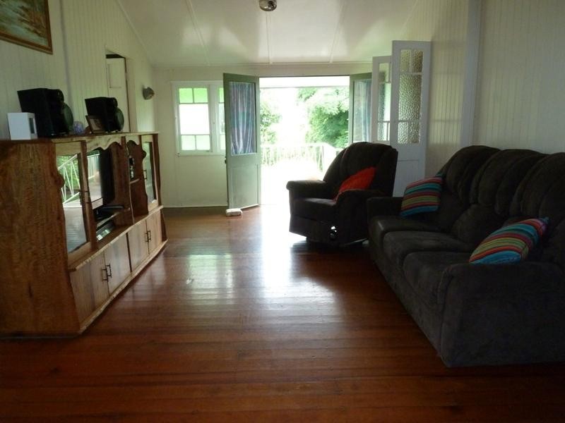 48 Venton Road, Sarina QLD 4737