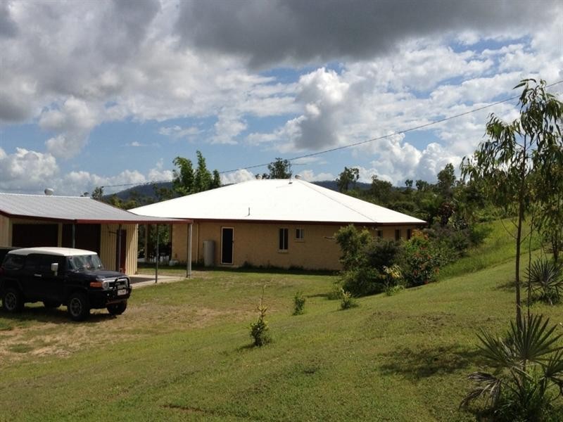 72 Lindeman Drive, Bloomsbury QLD 4799