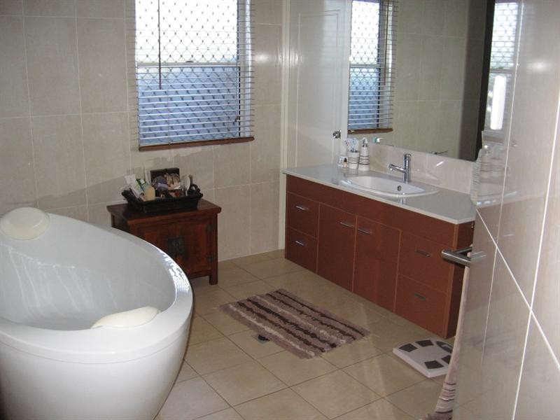 19 Leichardt Way, Andergrove QLD 4740