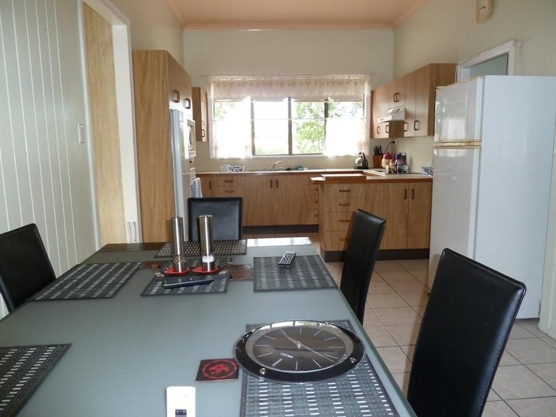 10 Mary Street, West Mackay QLD 4740