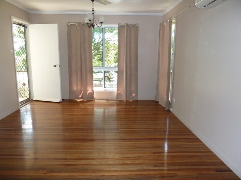 18 Herbert Court, Moranbah QLD 4744