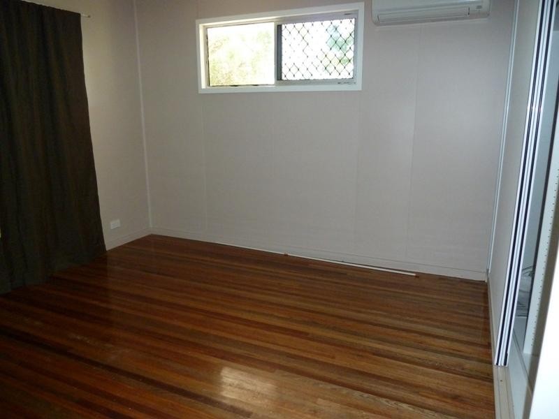 18 Herbert Court, Moranbah QLD 4744